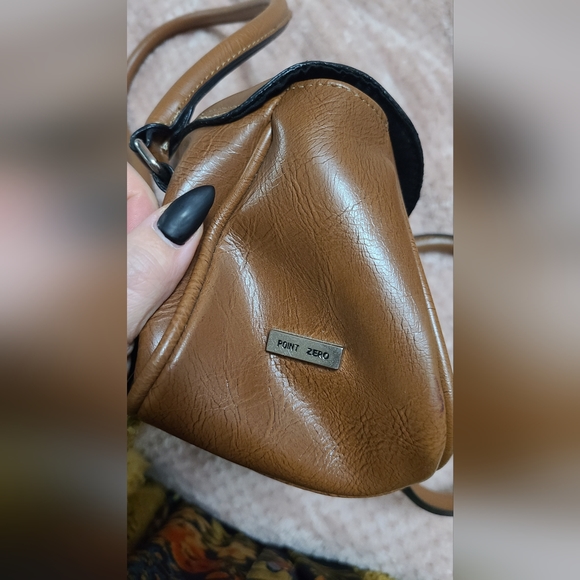 Point Zero Vintage Brown Purse - Picture 4 of 4